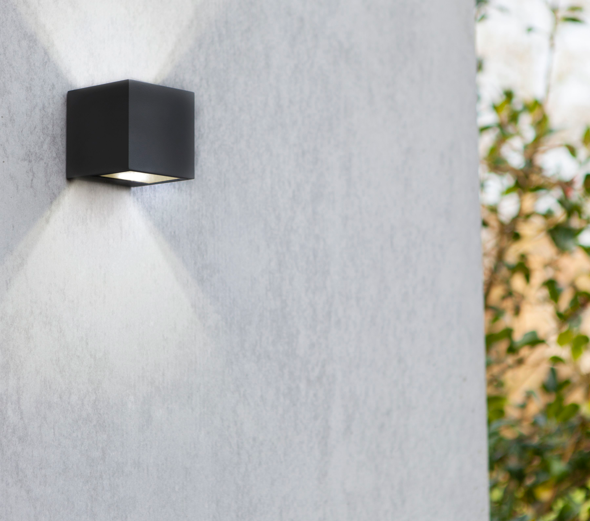 LED-Außenwandleuchte