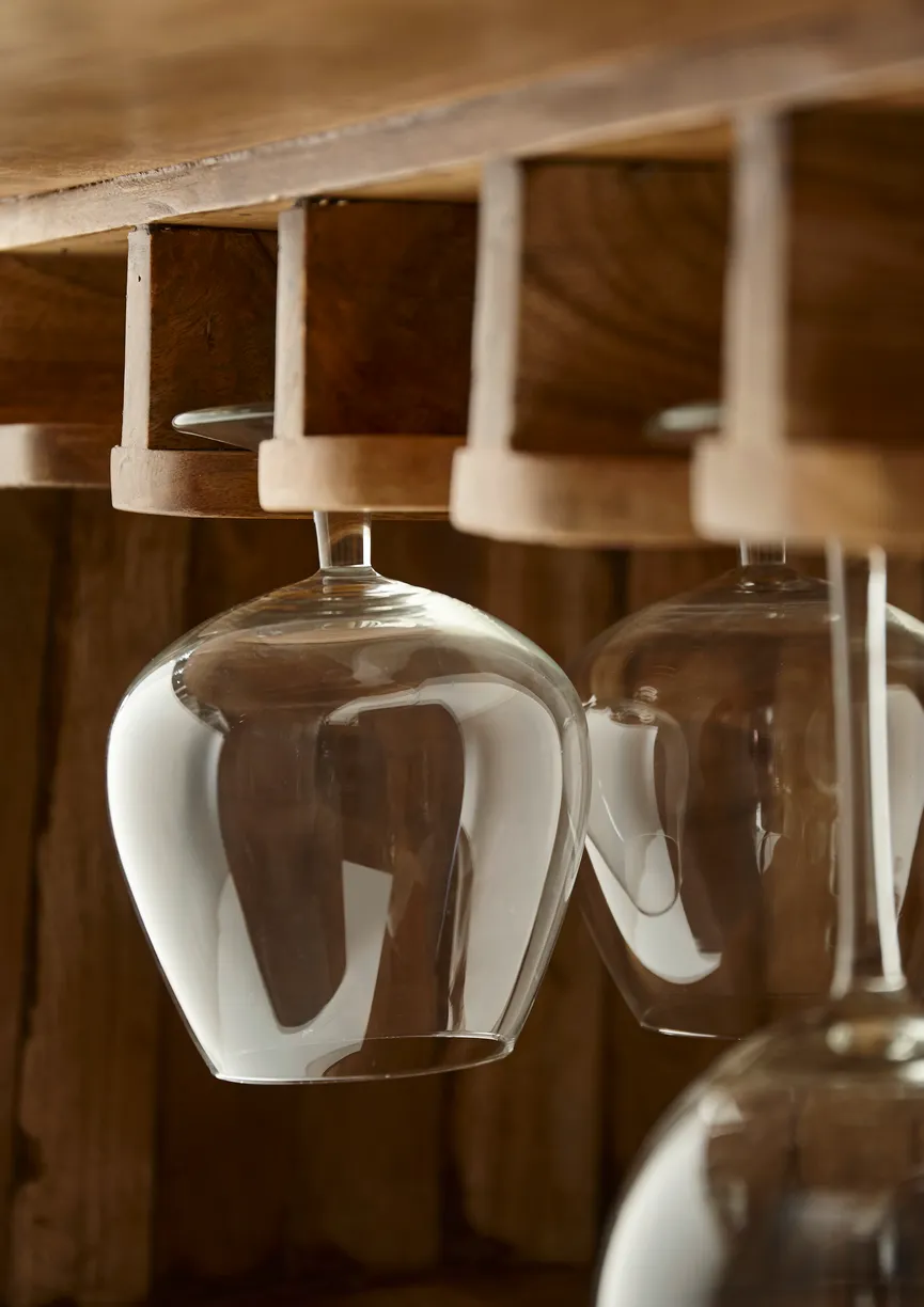 Bar detail