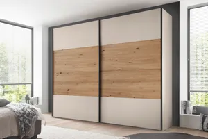 Schwebetürenschrank