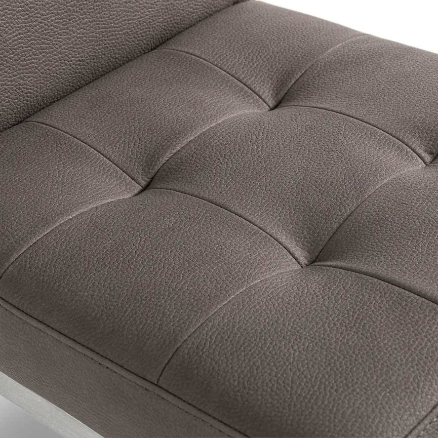 Freischwinger 7869-1A detail