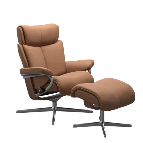 Sessel mit Hocker