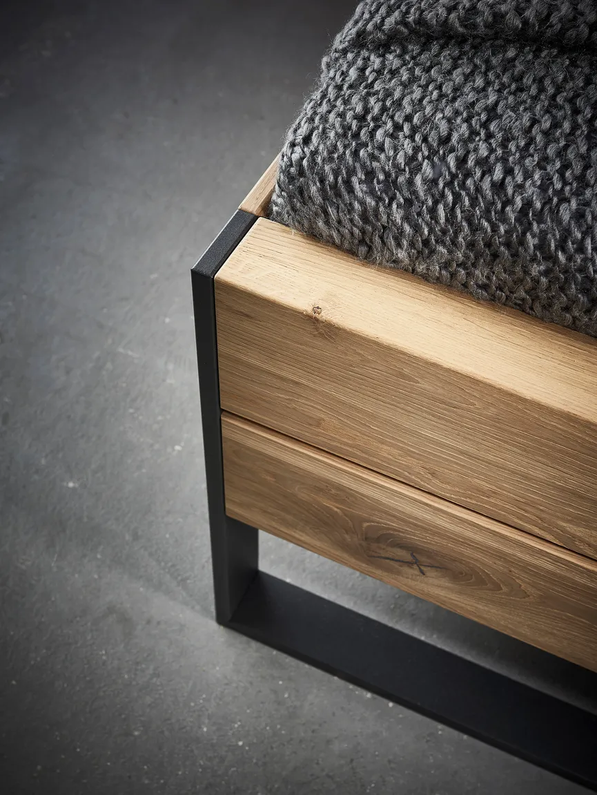 Liegenbett, LF : 180x200 cm detail