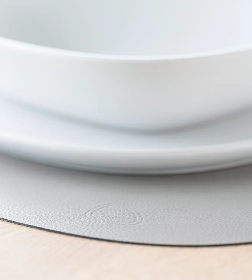 Tischset "Serene Curve" L grau milieu