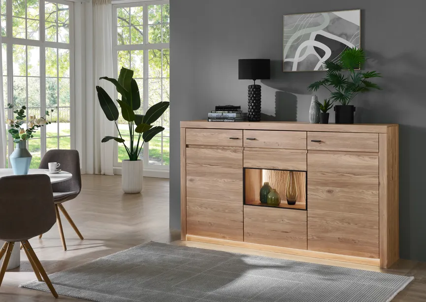Sideboard 52 detail