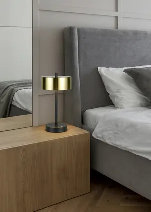 LED-Akkutischleuchte