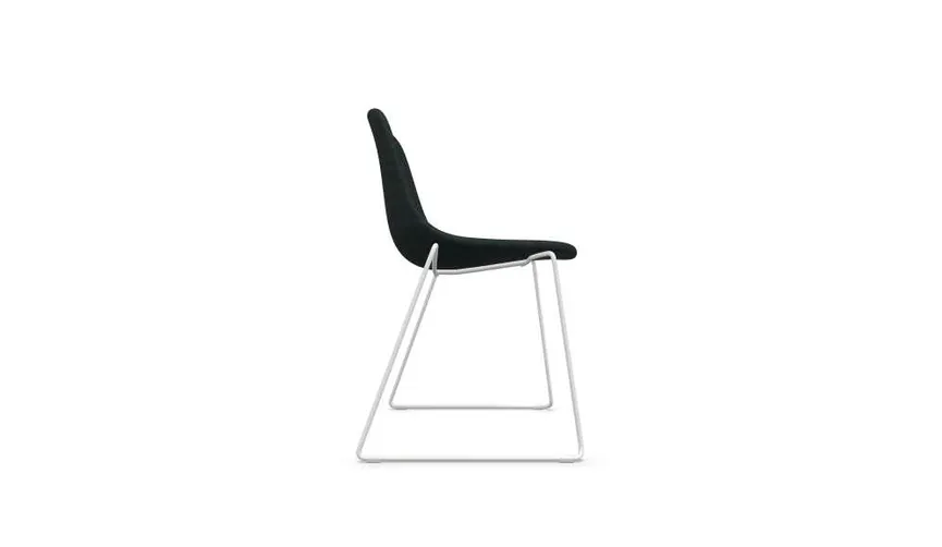 Stuhl Sled fully upholstered detail