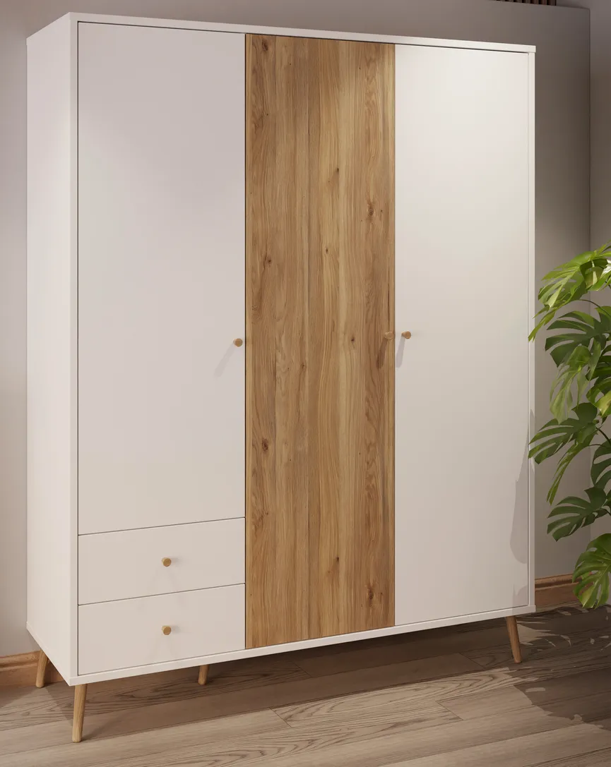 Kleiderschrank 3-trg. detail