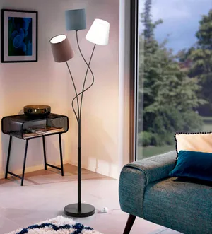 Stehlampe