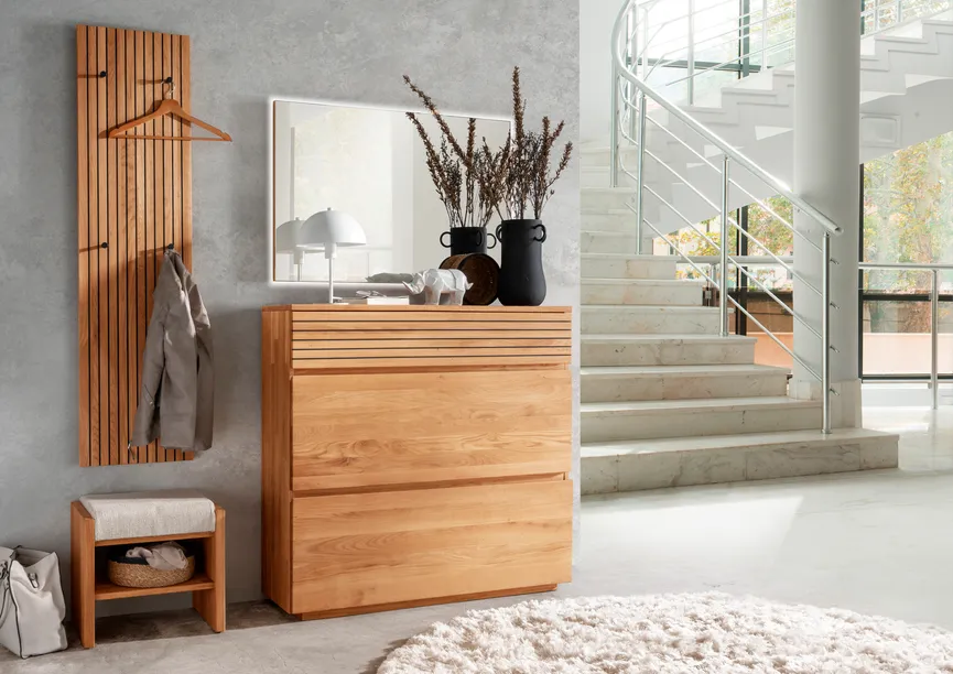 Schuhklappenkommode detail