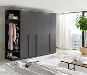 Kleiderschrank