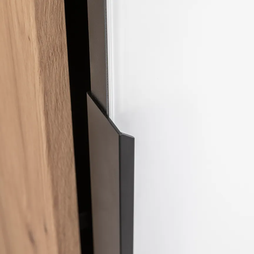 Garderobenschrank detail