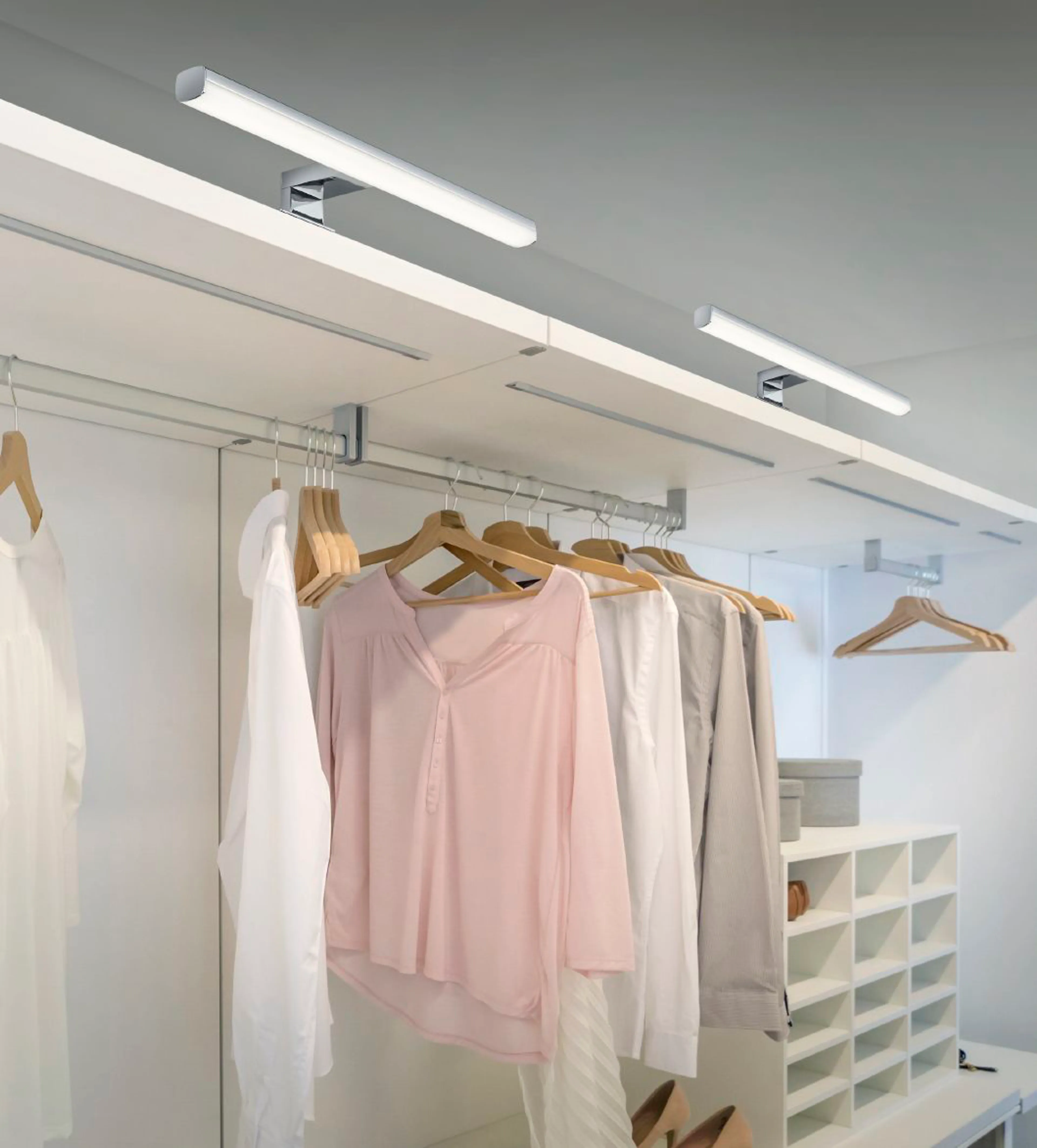LED-Spiegelleuchte Gaia