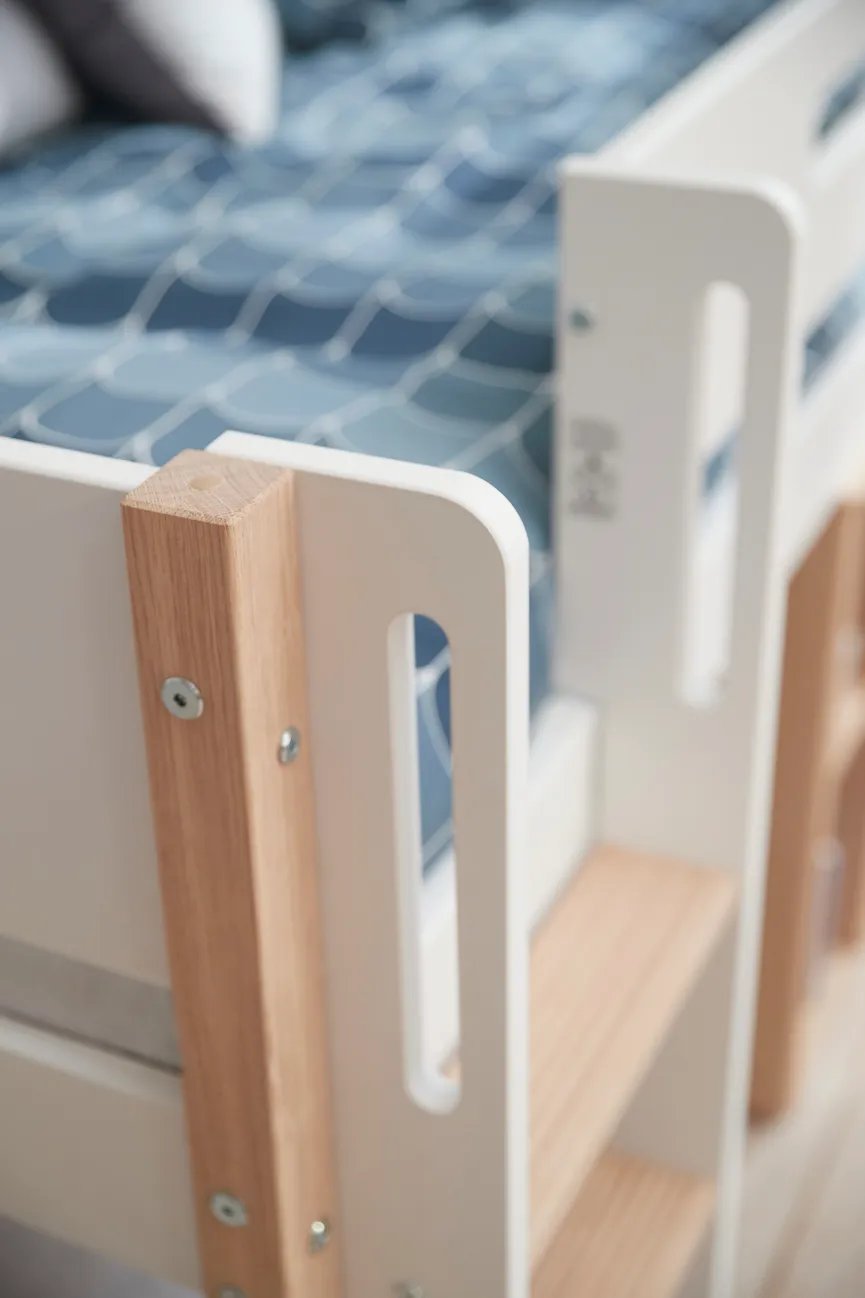 Spielbett LF 90x200 cm detail
