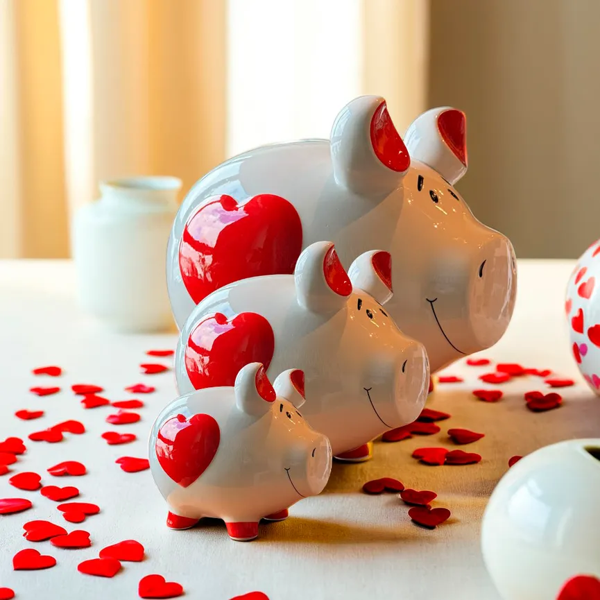 Sparschwein "Herzdekor" weiß milieu