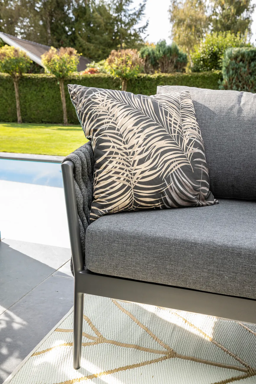 ** Ecklounge klein rechts detail