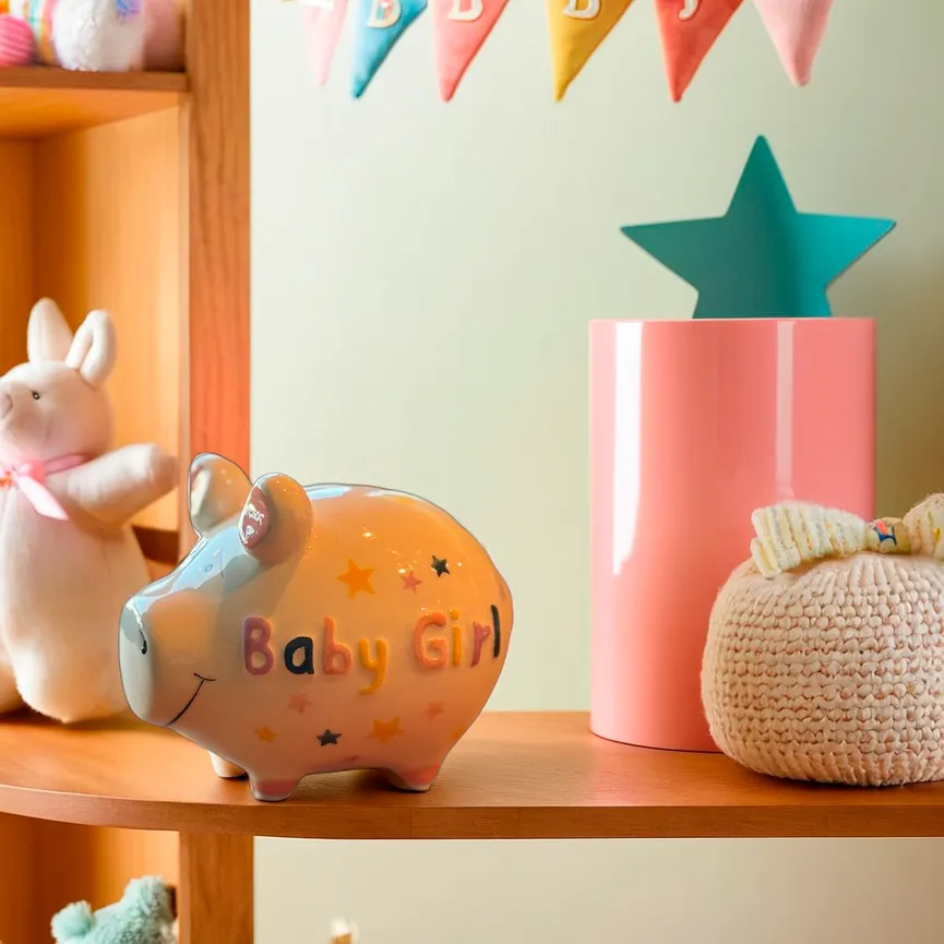 Sparschwein "Baby Girl" weiß milieu