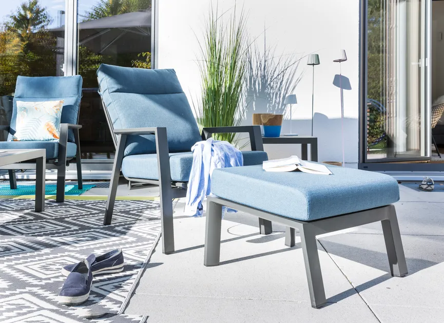 Hocker Blau milieu