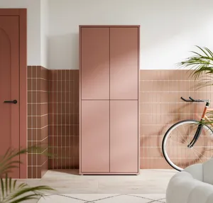 Garderobenschrank