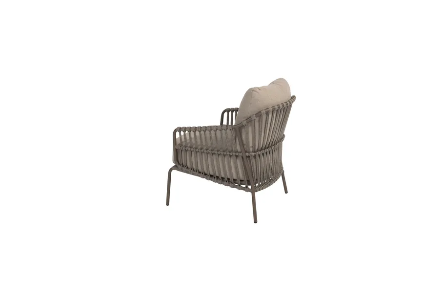 Low Dining Stuhl detail