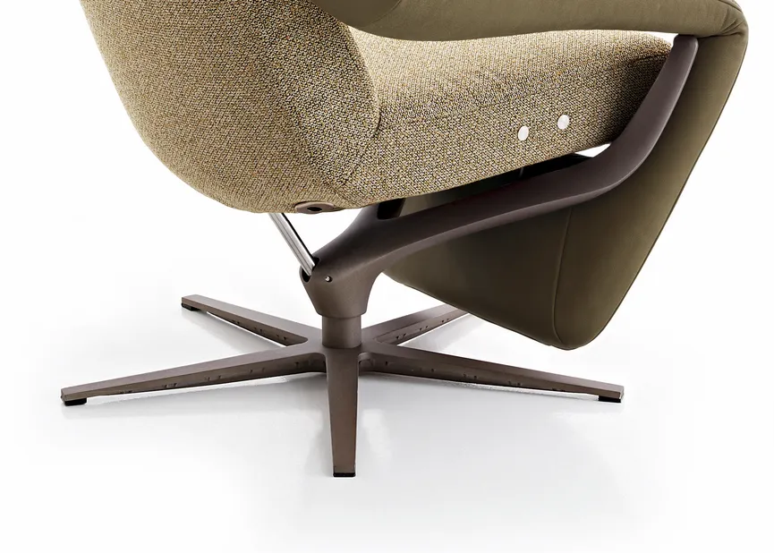 Sessel Yoko-2 DK bronziert detail
