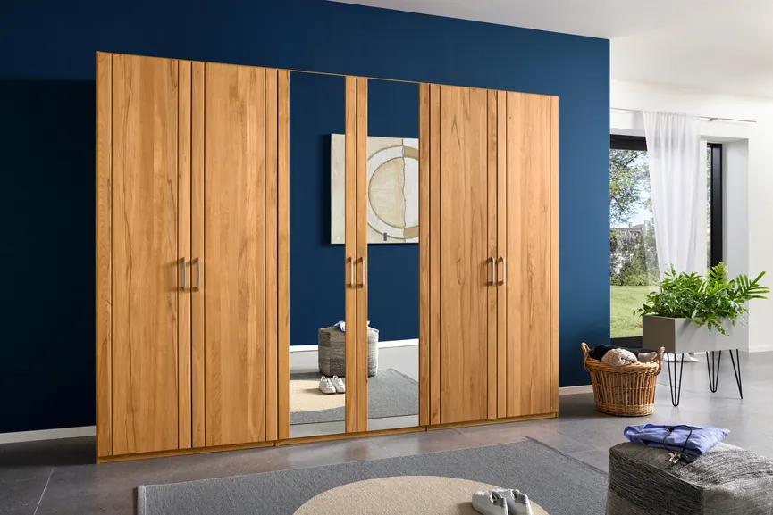 Drehtürenschrank hauptaufnahme