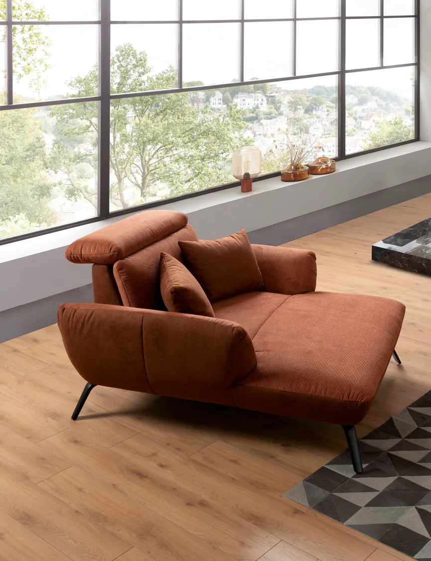 Loveseat detail