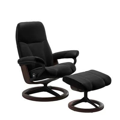 Sessel mit Hocker