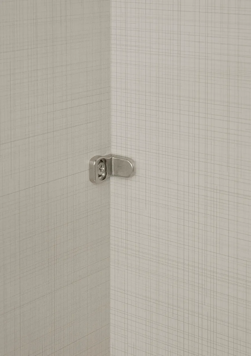 Schwebetürenschrank 3-trg. detail