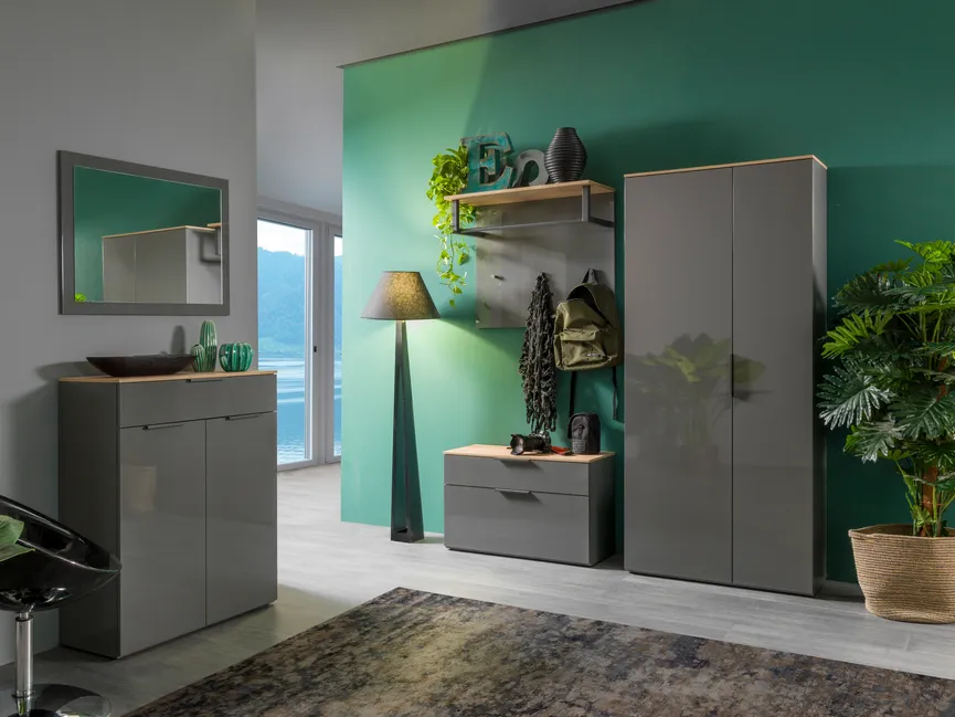 Schuhschrank milieu