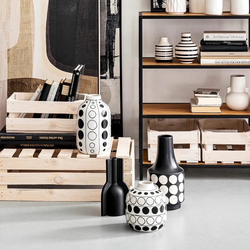 Vase "Line" schwarz M milieu