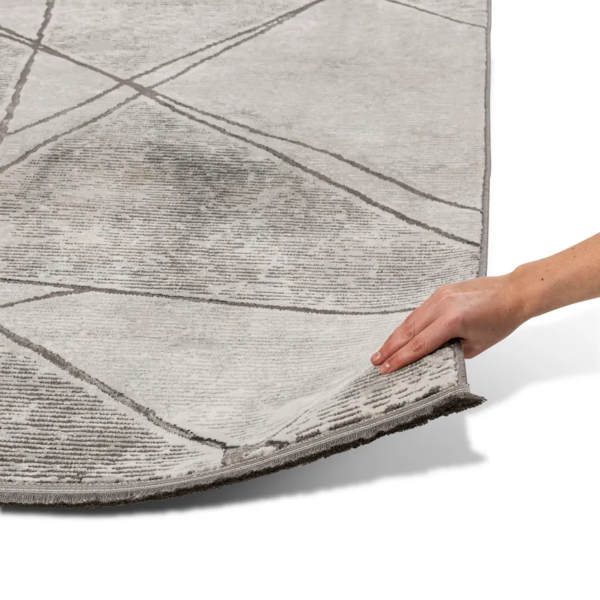 ** Granada Graphic detail