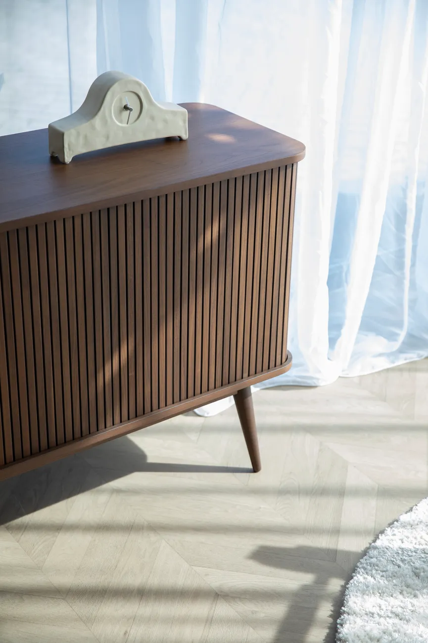 Sideboard detail