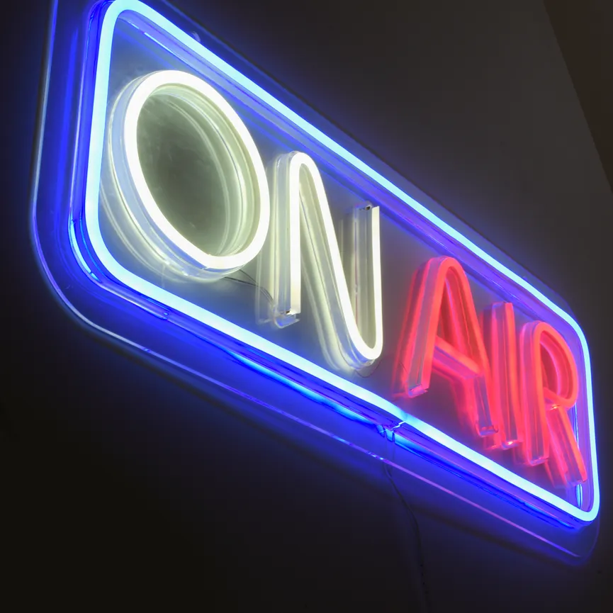 Neon-LED-Bild "Neon-On Air" detail