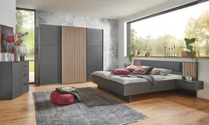 Schwebetürenschrank