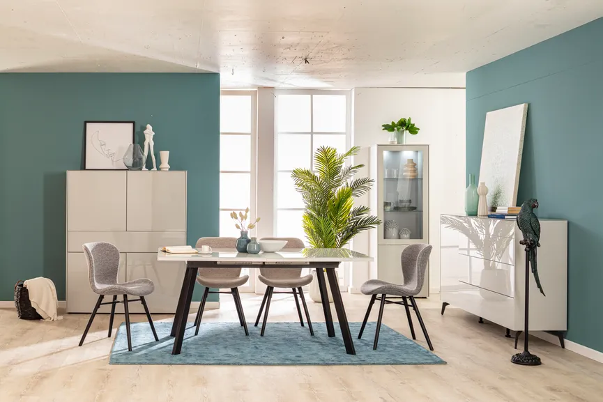 Highboard milieu