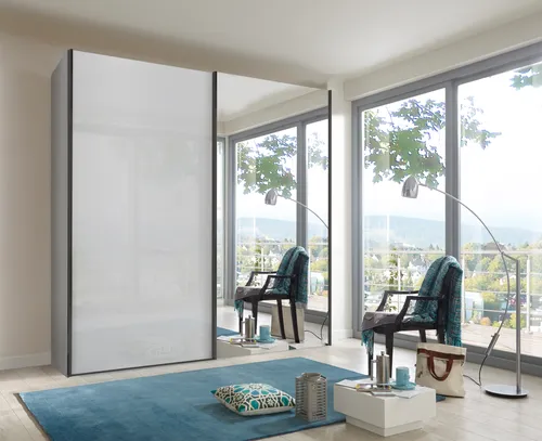 Schwebetürenschrank