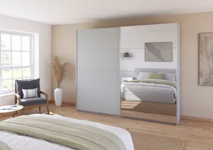 Schwebetürenschrank