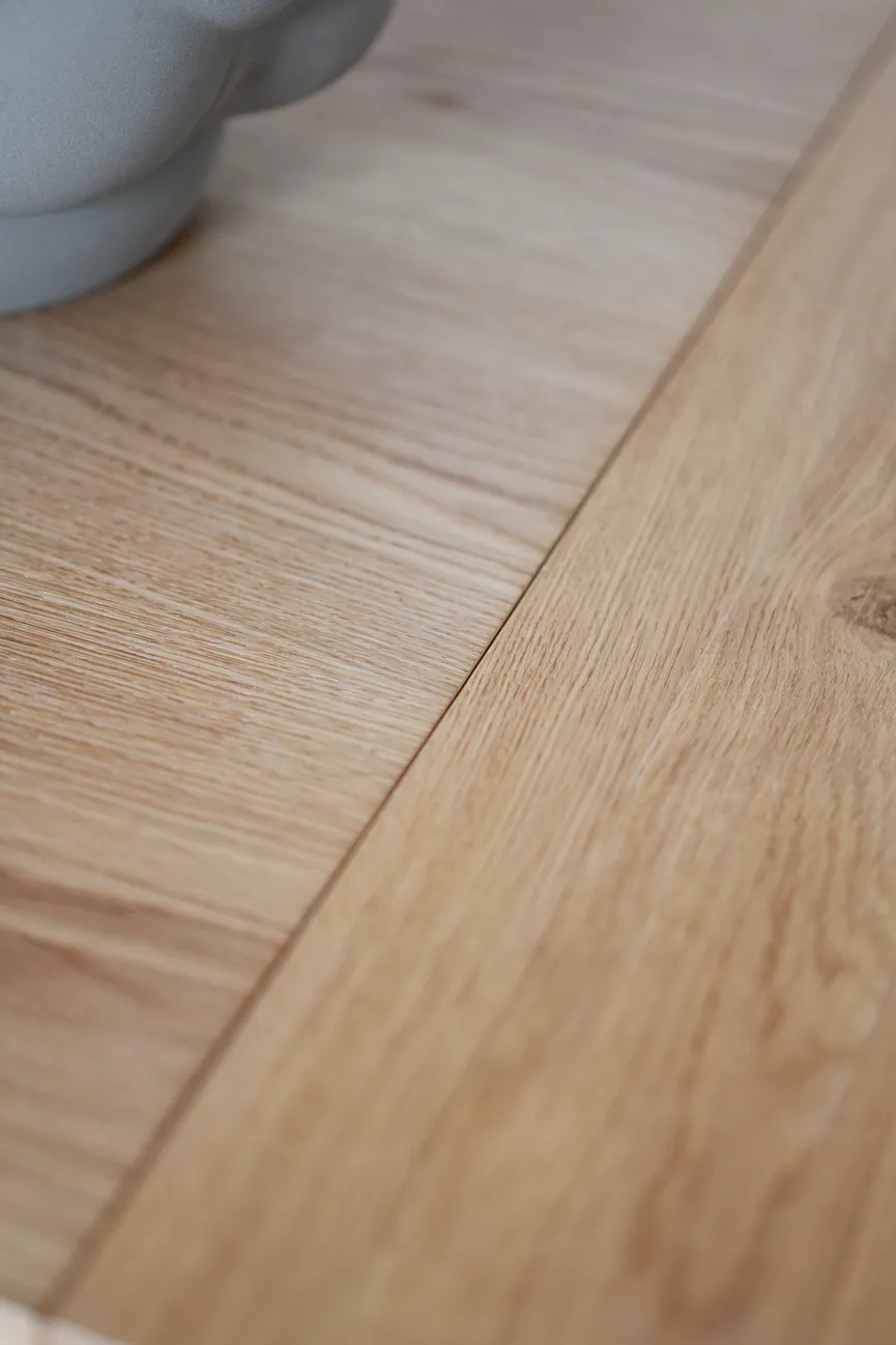 Ansteckplatte detail