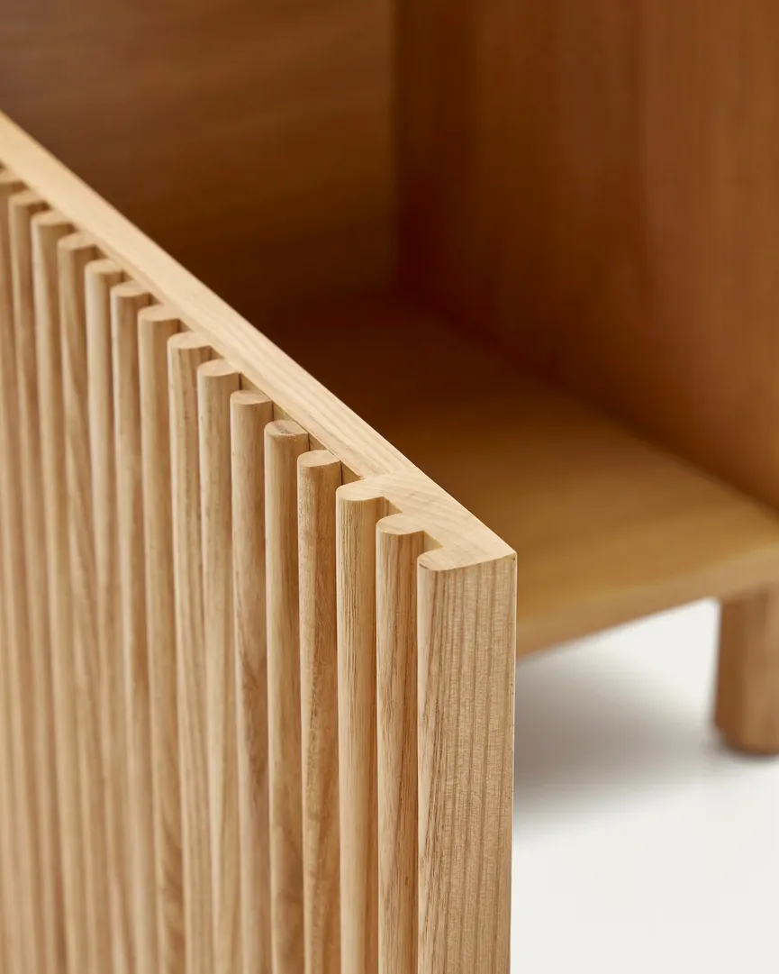 Nachttisch detail