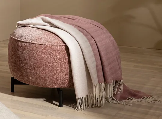 Hocker (03K)