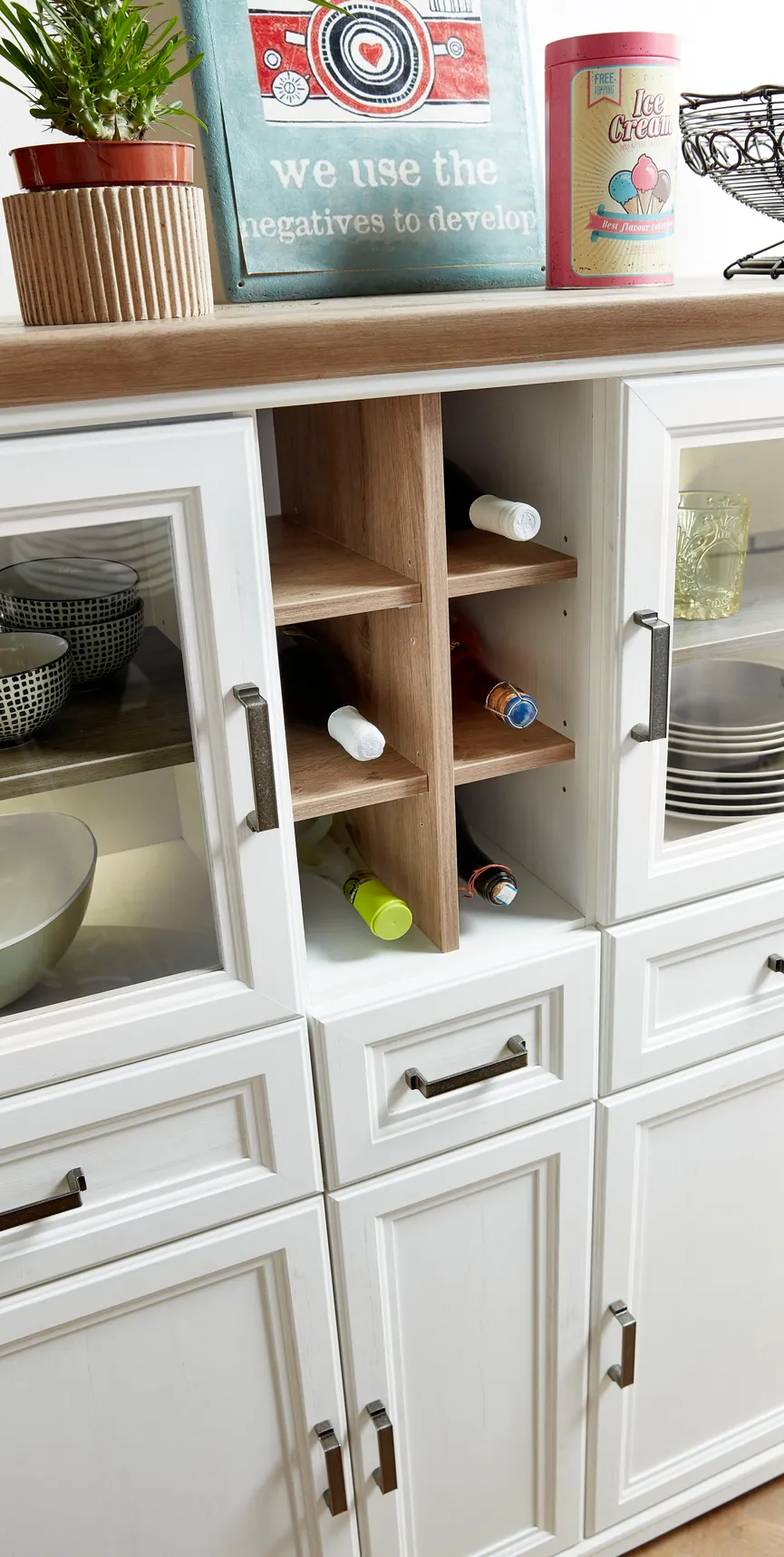 Highboard detail