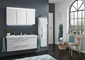 Mittelschrank