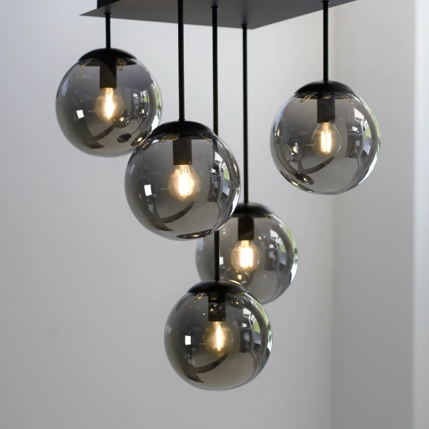 Deckenleuchte "Big Widow" detail