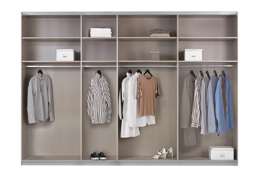 Schwebetürenschrank 3-trg. detail