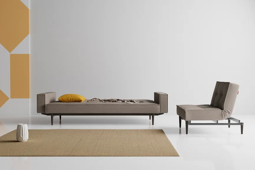 Sofa+AL Styletto schwarz detail