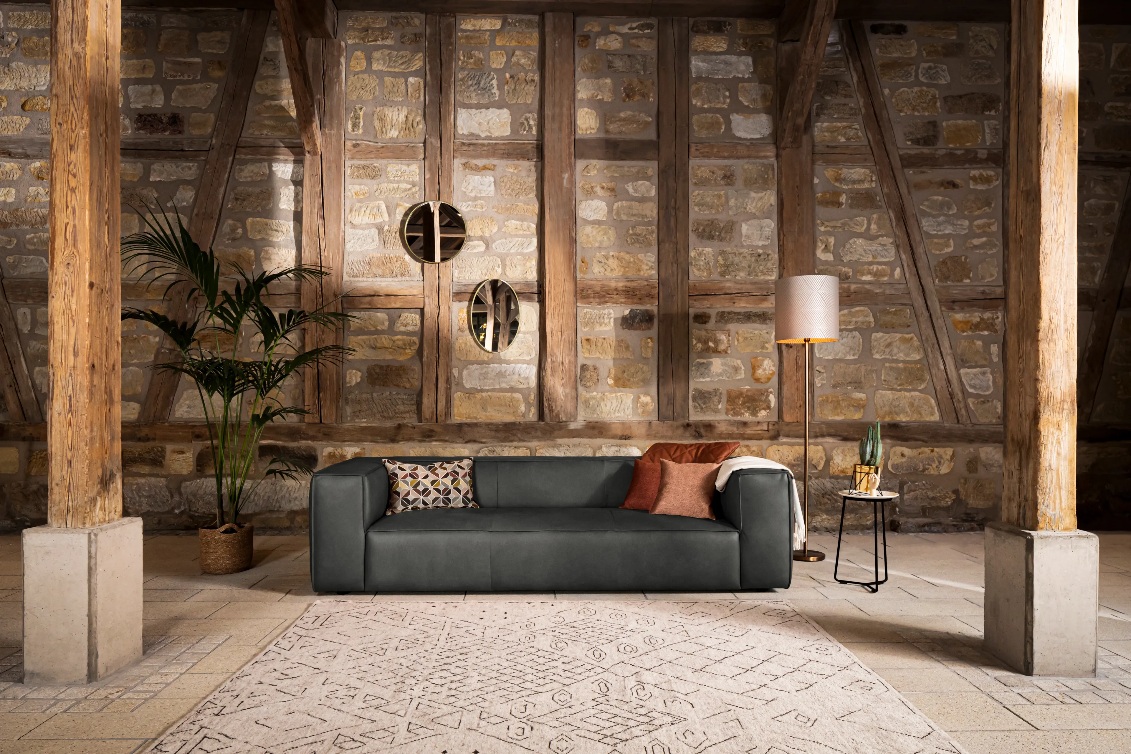 Sofa 18050 around-the-block