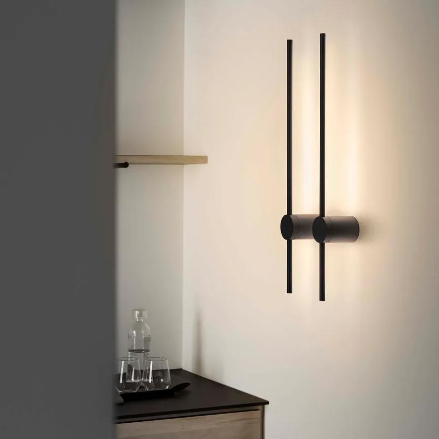 Wandleuchte "ESSENCE" AP NERO milieu