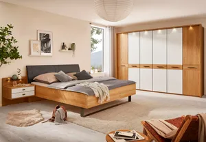 Kleiderschrank