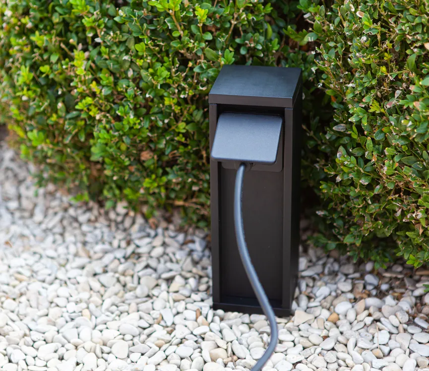 Außenstromverteiler "Mains" milieu