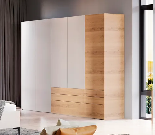 Kleiderschrank 